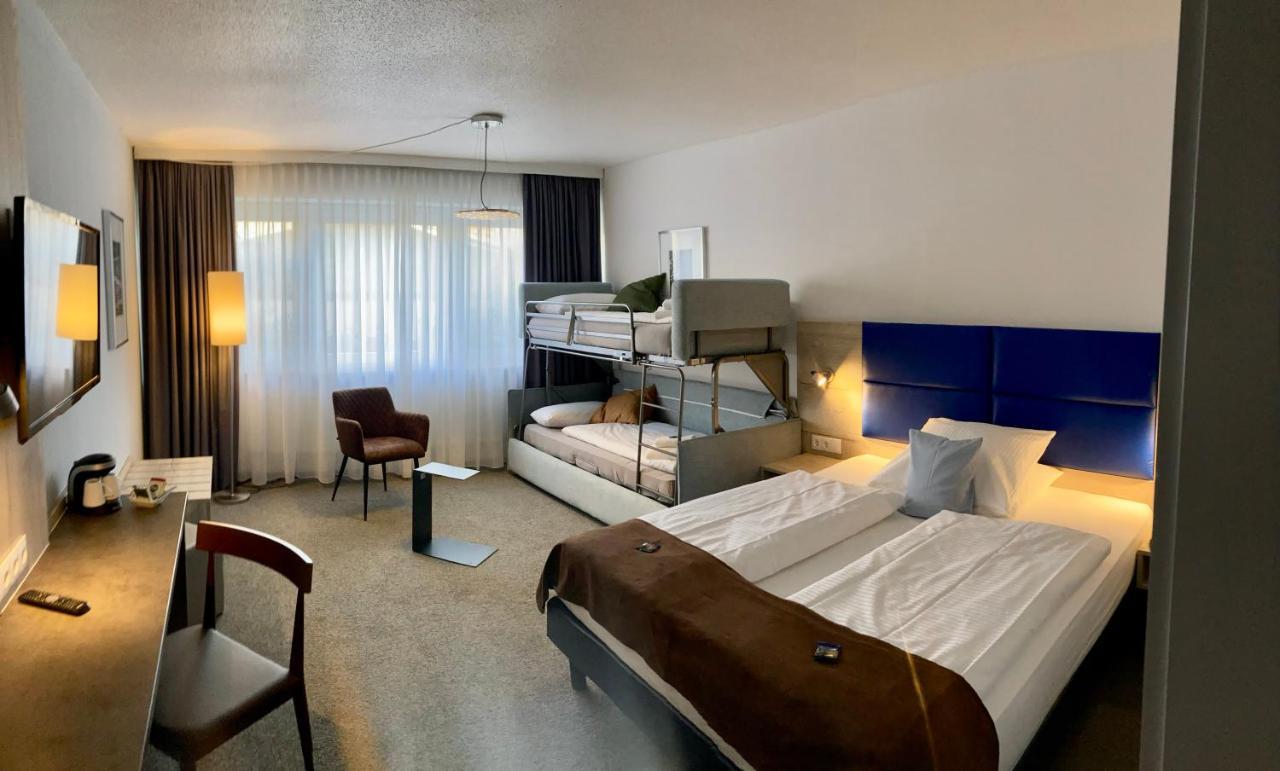 Best Western Hotel Ambassador เบานาทาล ภายนอก รูปภาพ