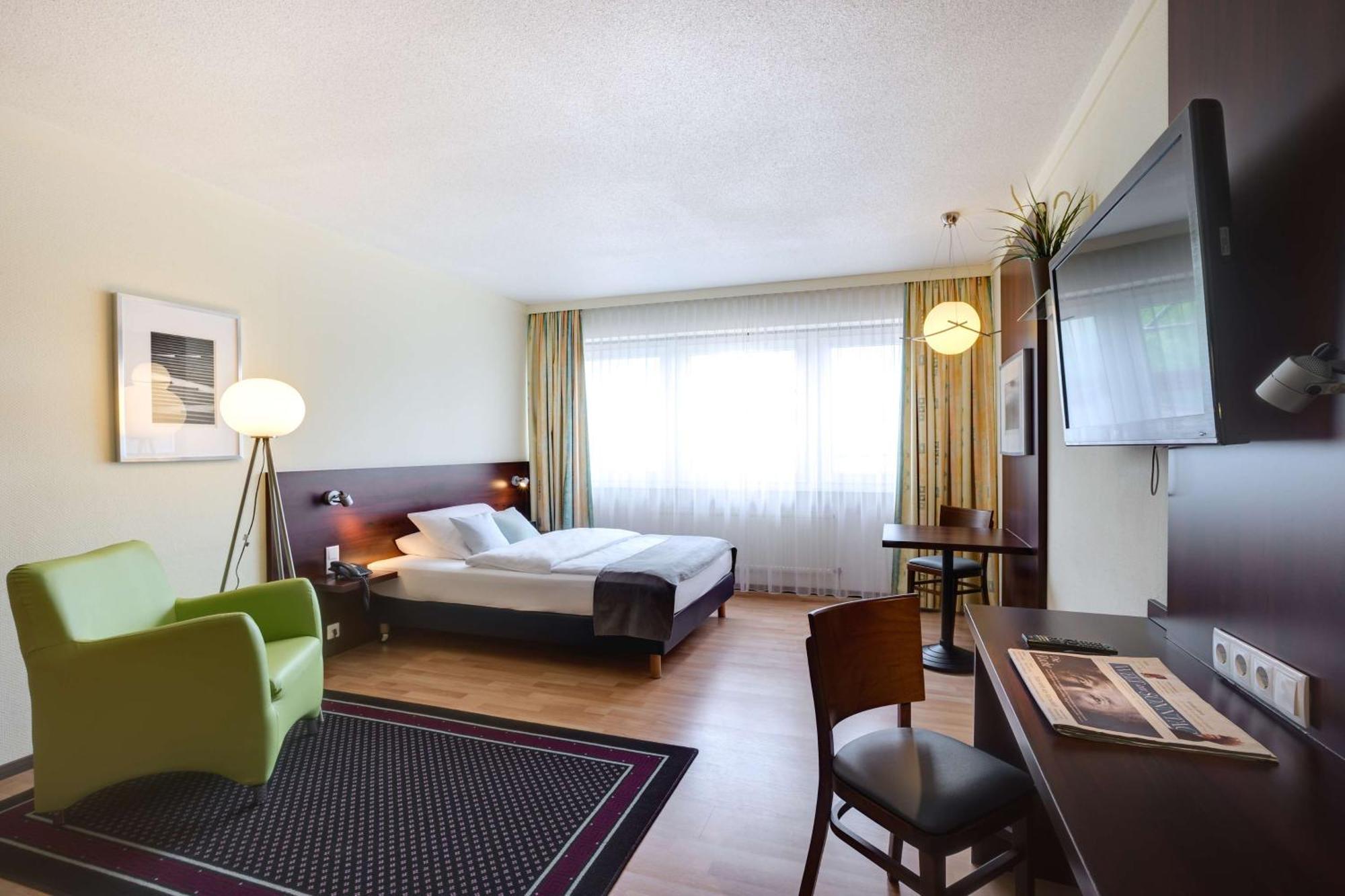 Best Western Hotel Ambassador เบานาทาล ภายนอก รูปภาพ