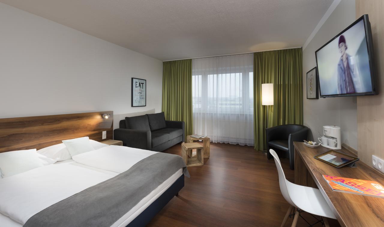 Best Western Hotel Ambassador เบานาทาล ภายนอก รูปภาพ